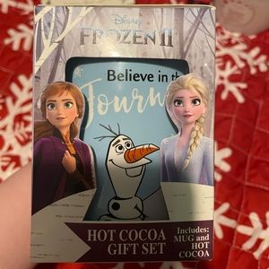 Frozen mug & hot chocolate